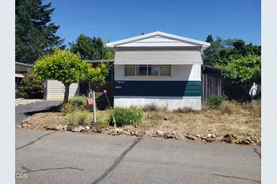 222 Ollis Road #Unit 25, Cave Junction, OR 97523 - Photo 3