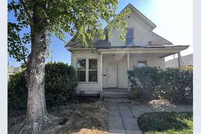 325 W 4th Street, Medford, OR 97501 - Photo 9