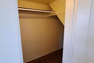 325 W 4th St, Medford, OR 97501 - Photo 27