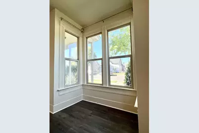 325 W 4th Street, Medford, OR 97501 - Photo 11