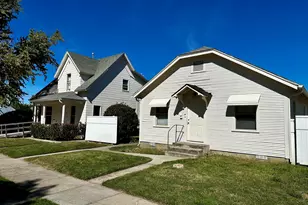 325 W 4th St, Medford, OR 97501 - Photo 29