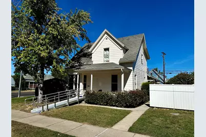 325 W 4th Street, Medford, OR 97501 - Photo 3