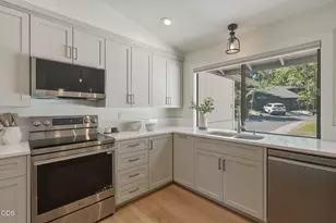 20422 Bullblock Rd, Bend, OR 97702 - Photo 13