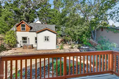307 Hillcrest Street, Ashland, OR 97520 - Photo 17