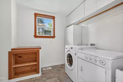 307 Hillcrest Street, Ashland, OR 97520 - Photo 15