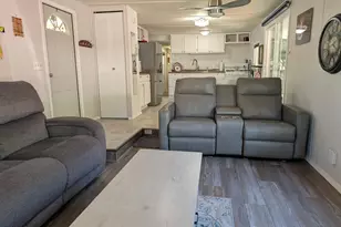 1055 N 5th St, Jacksonville, OR 97530 - Photo 5