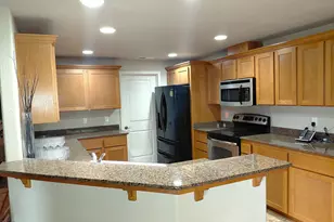 3272 Nellie Ettinger Ln, Medford, OR 97504 - Photo 5