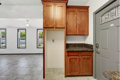 326 N Main Street, Ashland, OR 97520 - Photo 29