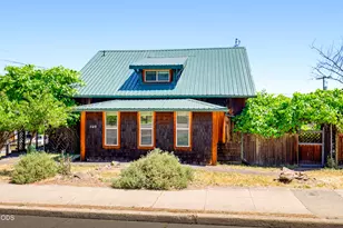 326 N Main St, Ashland, OR 97520 - Photo 51