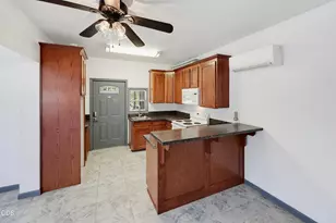 326 N Main St, Ashland, OR 97520 - Photo 31