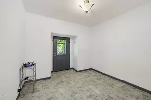 326 N Main St, Ashland, OR 97520 - Photo 33