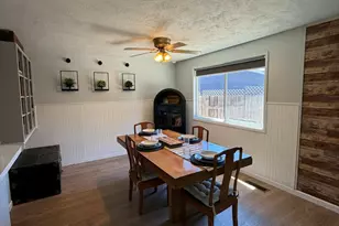 2661 Aztec Ave, Medford, OR 97501 - Photo 3