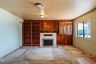 1004 S Grape St, Medford, OR 97501 - Photo 11