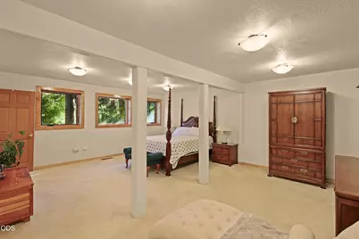 24041 Highway 140, Eagle Point, OR 97524 - Photo 49