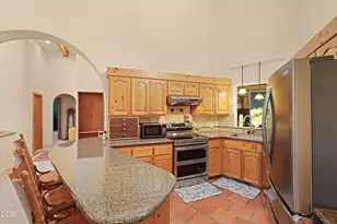 24041 Hwy 140, Eagle Point, OR 97524 - Photo 11
