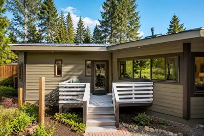 24041 Highway 140, Eagle Point, OR 97524 - Photo 19
