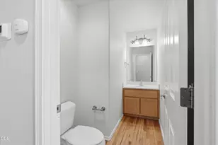 1056 Highlands Dr, Eagle Point, OR 97524 - Photo 17