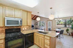1975 NE Butler Market Rd, Bend, OR 97701 - Photo 11