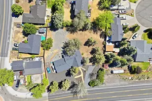 1975 NE Butler Market Rd, Bend, OR 97701 - Photo 31