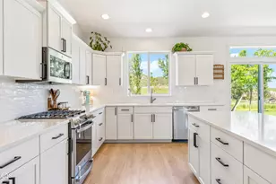 2467 NE Sunset View Ln, Prineville, OR 97754 - Photo 9