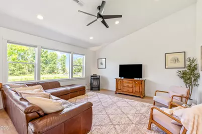 2467 NE Sunset View Lane, Prineville, OR 97754 - Photo 5