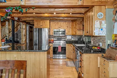 28333 Yonna Wood Road, Bonanza, OR 97623 - Photo 5