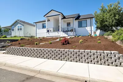 990 Win Way, Eagle Point, OR 97524 - Photo 43