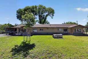 129 S Milwaukie Ave, Hines, OR 97738 - Photo 1