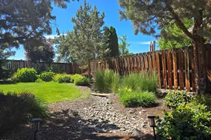 2021 SW 41st St, Redmond, OR 97756 - Photo 23
