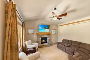 2021 SW 41st St, Redmond, OR 97756 - Photo 13