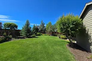 2021 SW 41st St, Redmond, OR 97756 - Photo 23