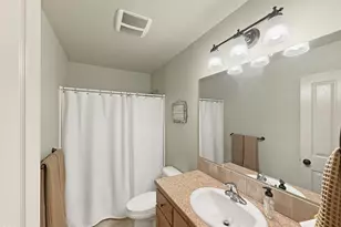 2021 SW 41st St, Redmond, OR 97756 - Photo 19