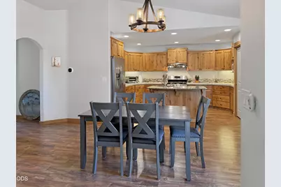 2021 SW 41st Street, Redmond, OR 97756 - Photo 9