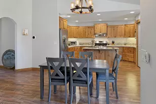 2021 SW 41st St, Redmond, OR 97756 - Photo 9