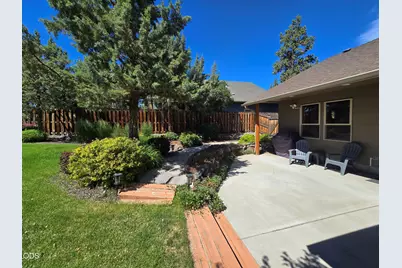 2021 SW 41st Street, Redmond, OR 97756 - Photo 25
