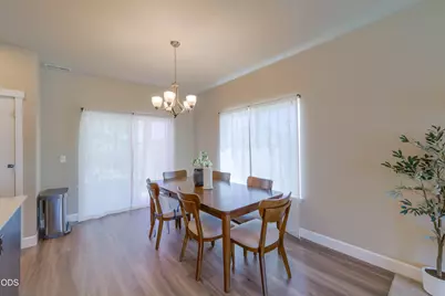 300 NW Double Eagle Avenue, Madras, OR 97741 - Photo 11