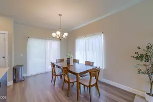 300 NW Double Eagle Ave, Madras, OR 97741 - Photo 11
