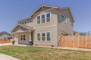 300 NW Double Eagle Ave, Madras, OR 97741 - Photo 3