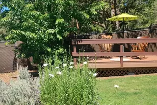 423 E Glenwood St, Grants Pass, OR 97527 - Photo 11