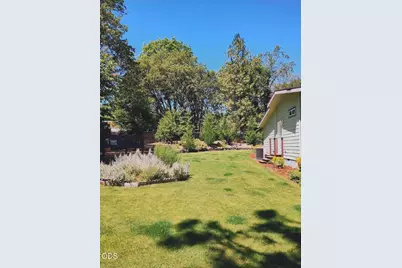 423 E Glenwood Street, Grants Pass, OR 97527 - Photo 61