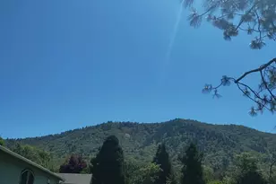 423 E Glenwood St, Grants Pass, OR 97527 - Photo 59