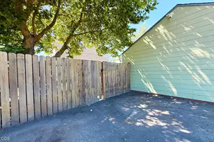 1029 S Holly St, Medford, OR 97501 - Photo 39