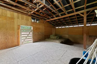 1800 S Obenchain Road, Eagle Point, OR 97524 - Photo 59