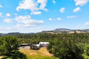 1800 S Obenchain Rd, Eagle Point, OR 97524 - Photo 57