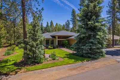 57944 Bunker Lane #4, Sunriver, OR 97707 - Photo 3