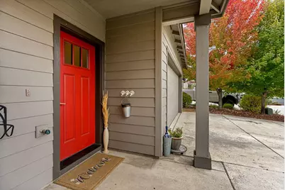 21245 SE Golden Market Lane, Bend, OR 97702 - Photo 5
