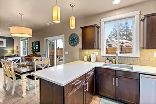 21245 SE Golden Market Ln, Bend, OR 97702 - Photo 17