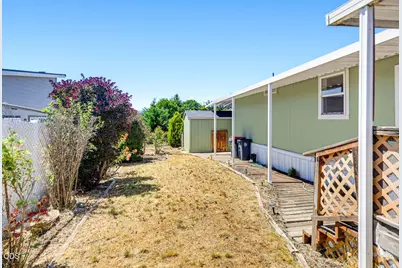 2111 Kings Highway #SPC 30, Medford, OR 97501 - Photo 25