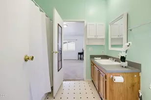 2111 Kings Hwy, Medford, OR 97501 - Photo 13
