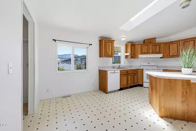 2111 Kings Highway #SPC 30, Medford, OR 97501 - Photo 7